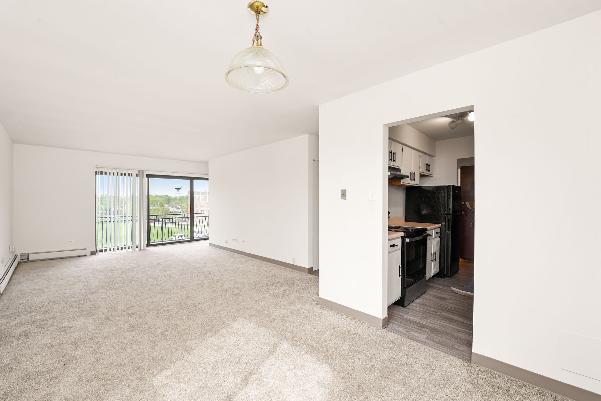 Richton Park Apartment: 22501 Butterfield Rd