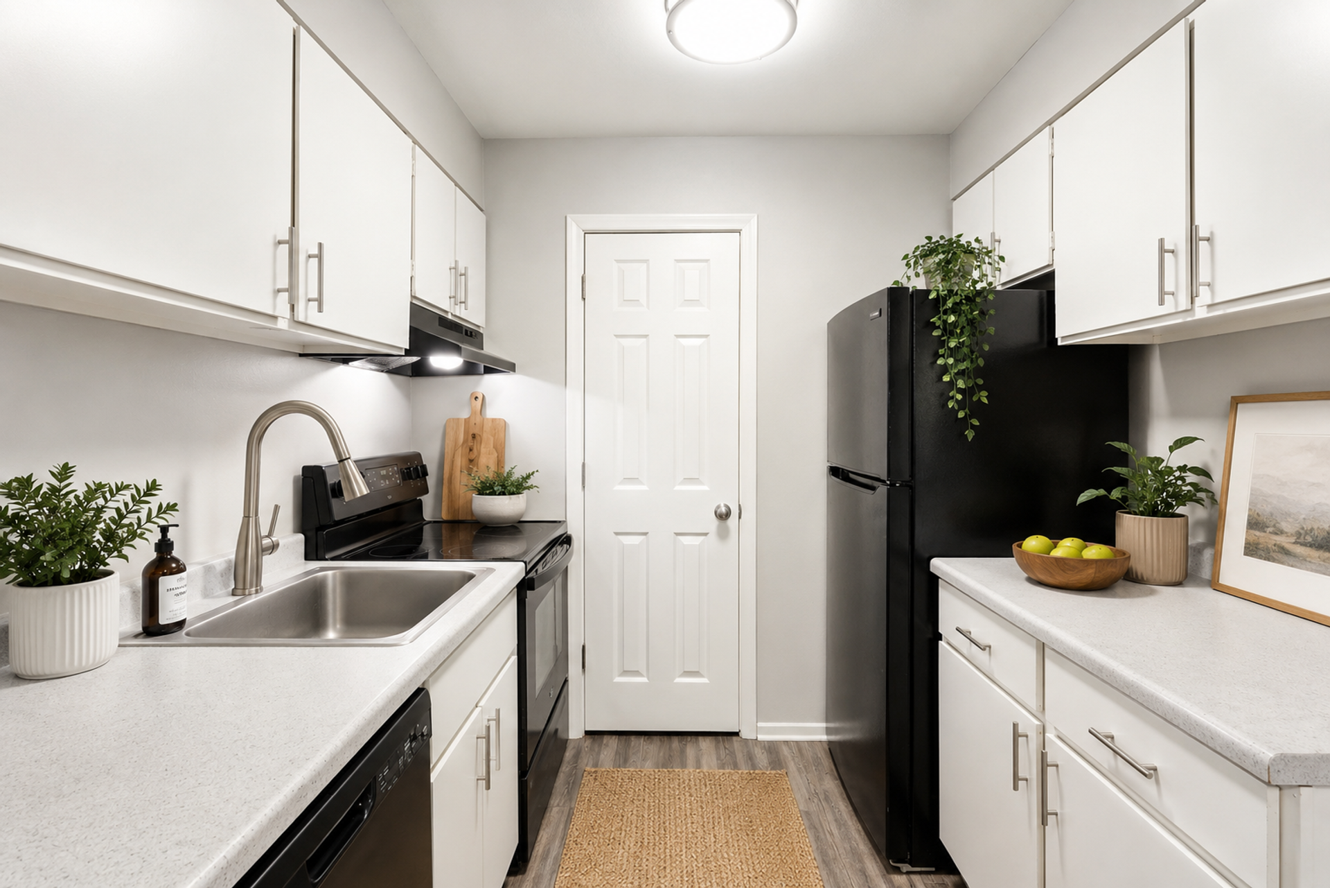 Zion Apartment: 3451 Sheridan Rd