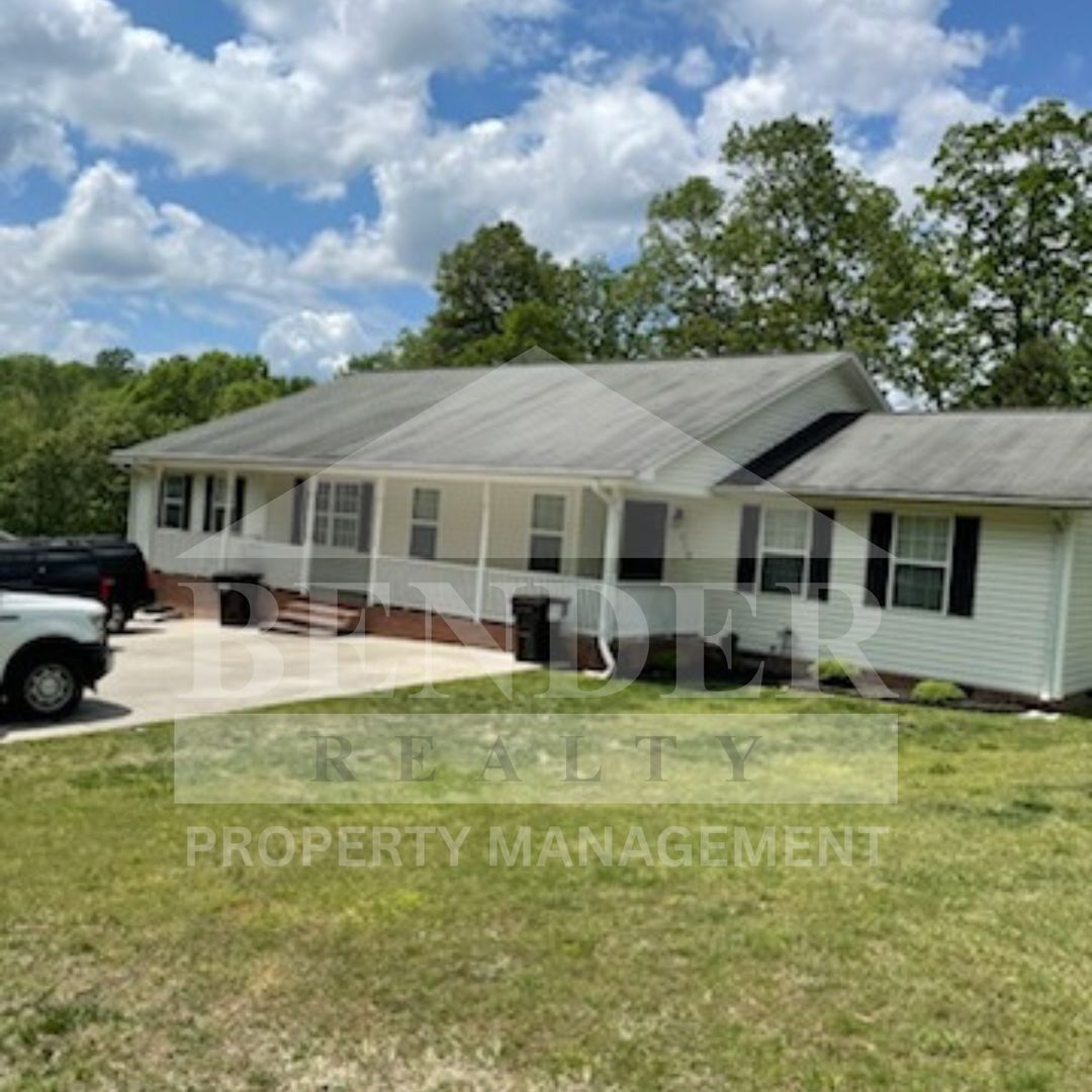 Cleveland Apartment: 456/458 Lyles Rd.