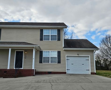 BEAUTIFUL TOWNHOME – photo 1