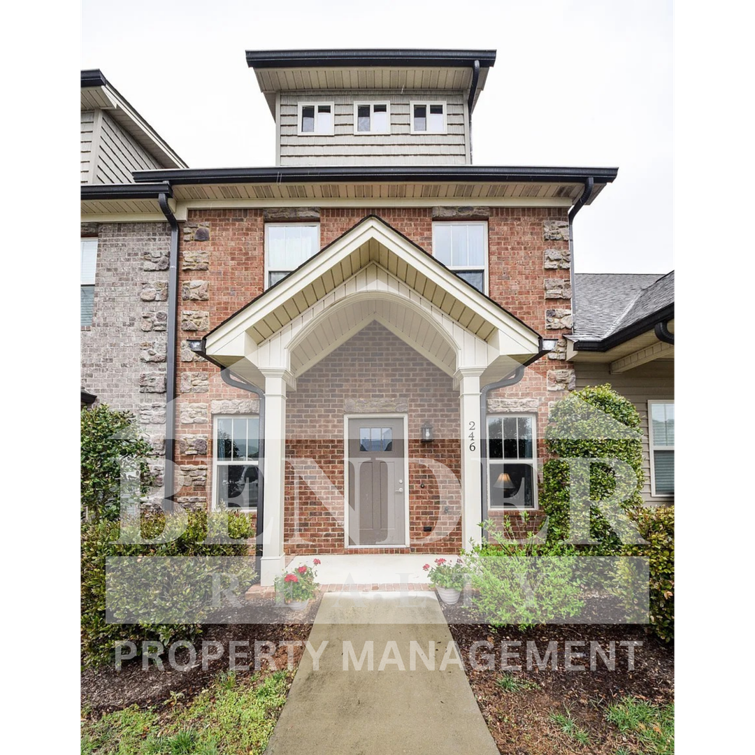 Cleveland Townhome: 246 Bellingham Dr.