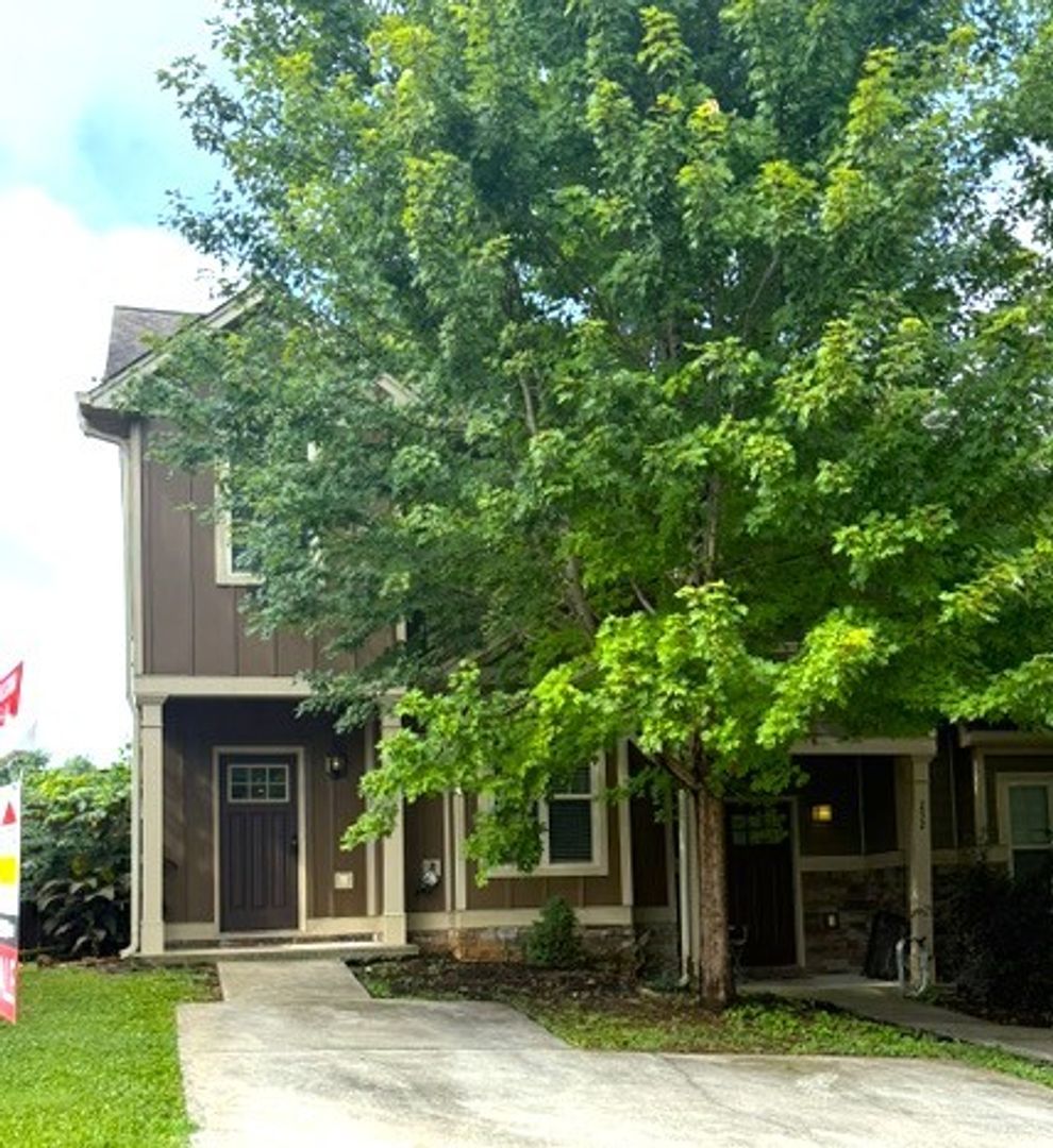 Cleveland House: 254 Ramsey St.