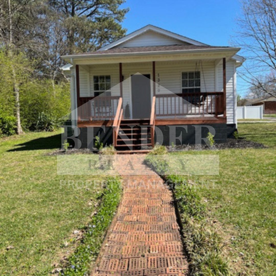 Cleveland House: 1320 Highland Ave.