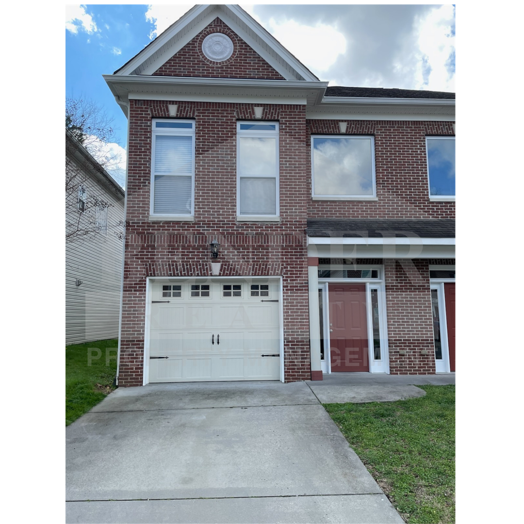 Cleveland Apartment: 130/132 Emmyllie Court