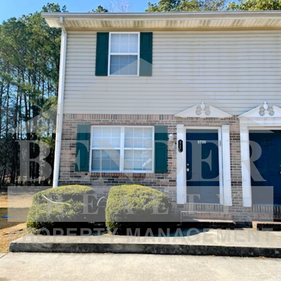 Cleveland Apartment: 5725/5727 Mouse Creek Rd. NW