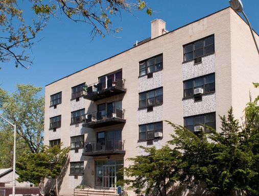 268 North Oraton Pkwy, APT 1C, East Orange, NJ 07017-4586