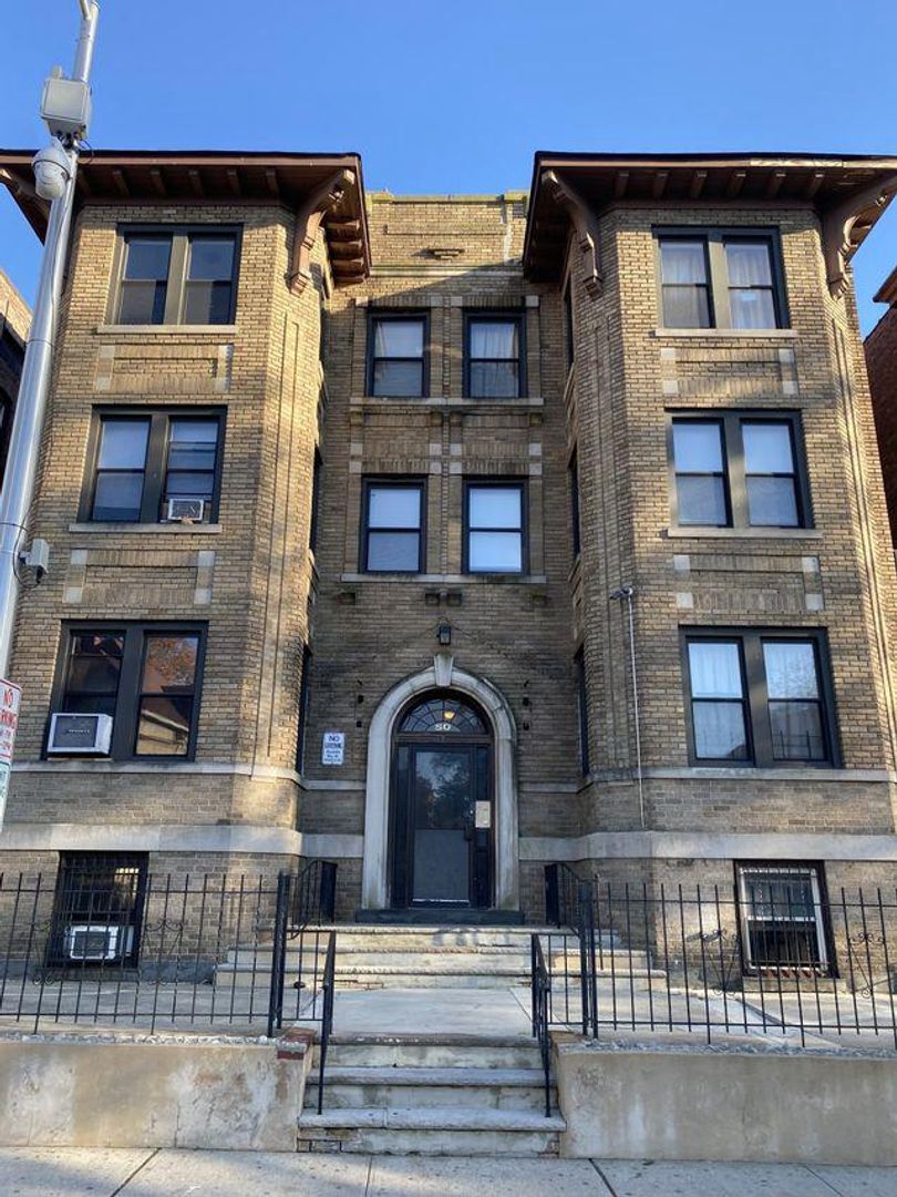 East Orange Apartment: 50 South Arlington Avenue