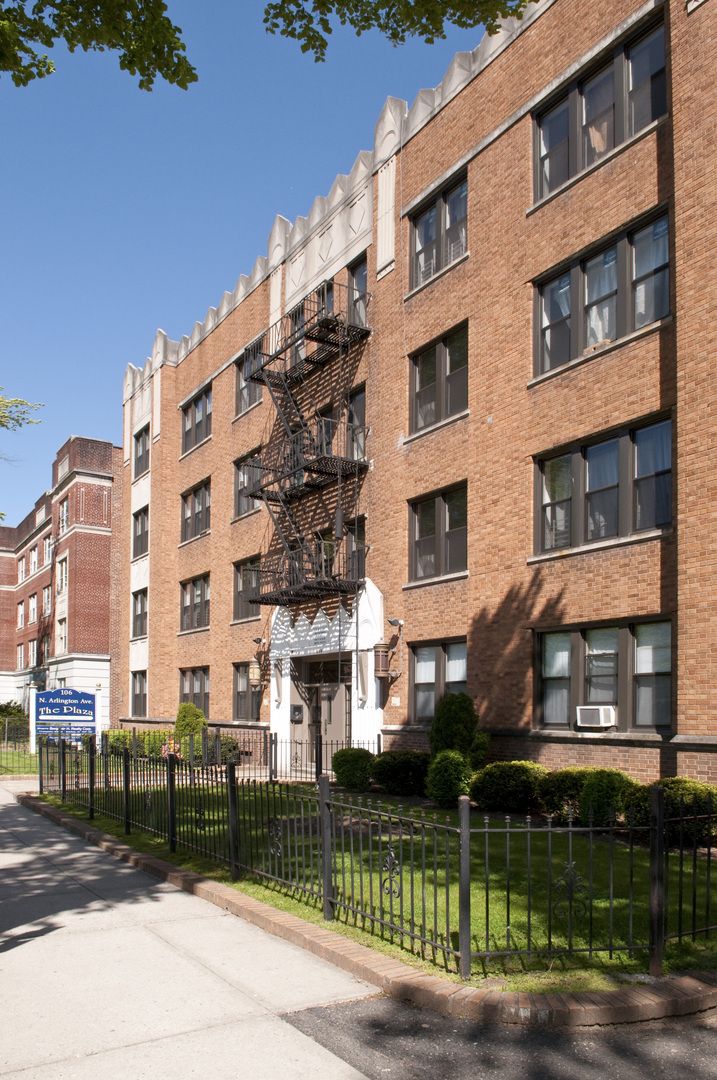 East Orange Apartment: 106  North Arlington Ave