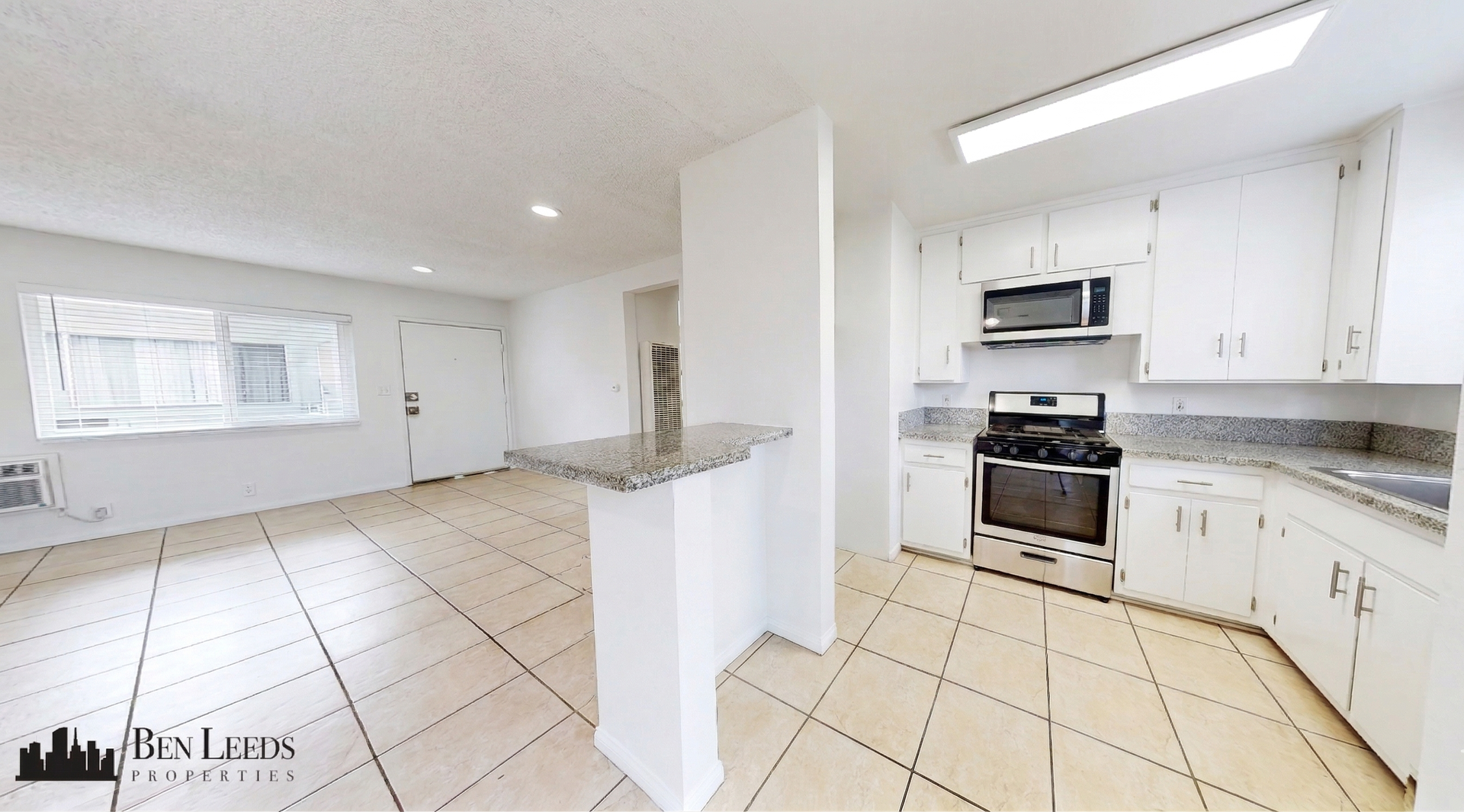 Los Angeles Apartment: 1936 Corning St.