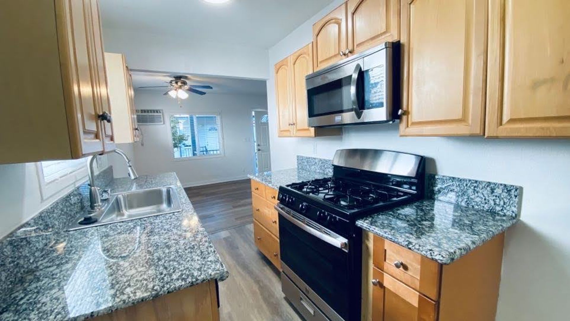 Pasadena Apartment: 1685-1697½ North Summit Ave./ 109-137 E. Penn St.