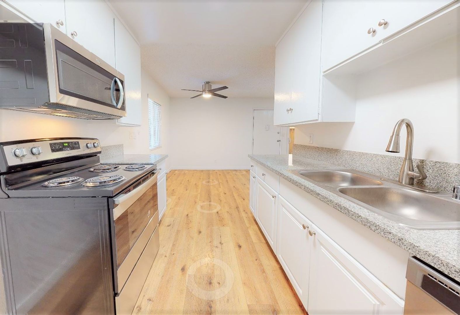 Winnetka Apartment: 20353 Saticoy St.