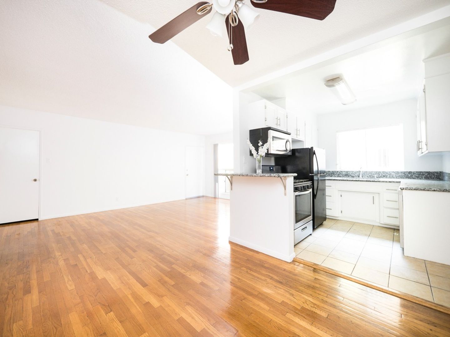 Los Angeles Apartment: 7245-7251 Willoughby Ave.