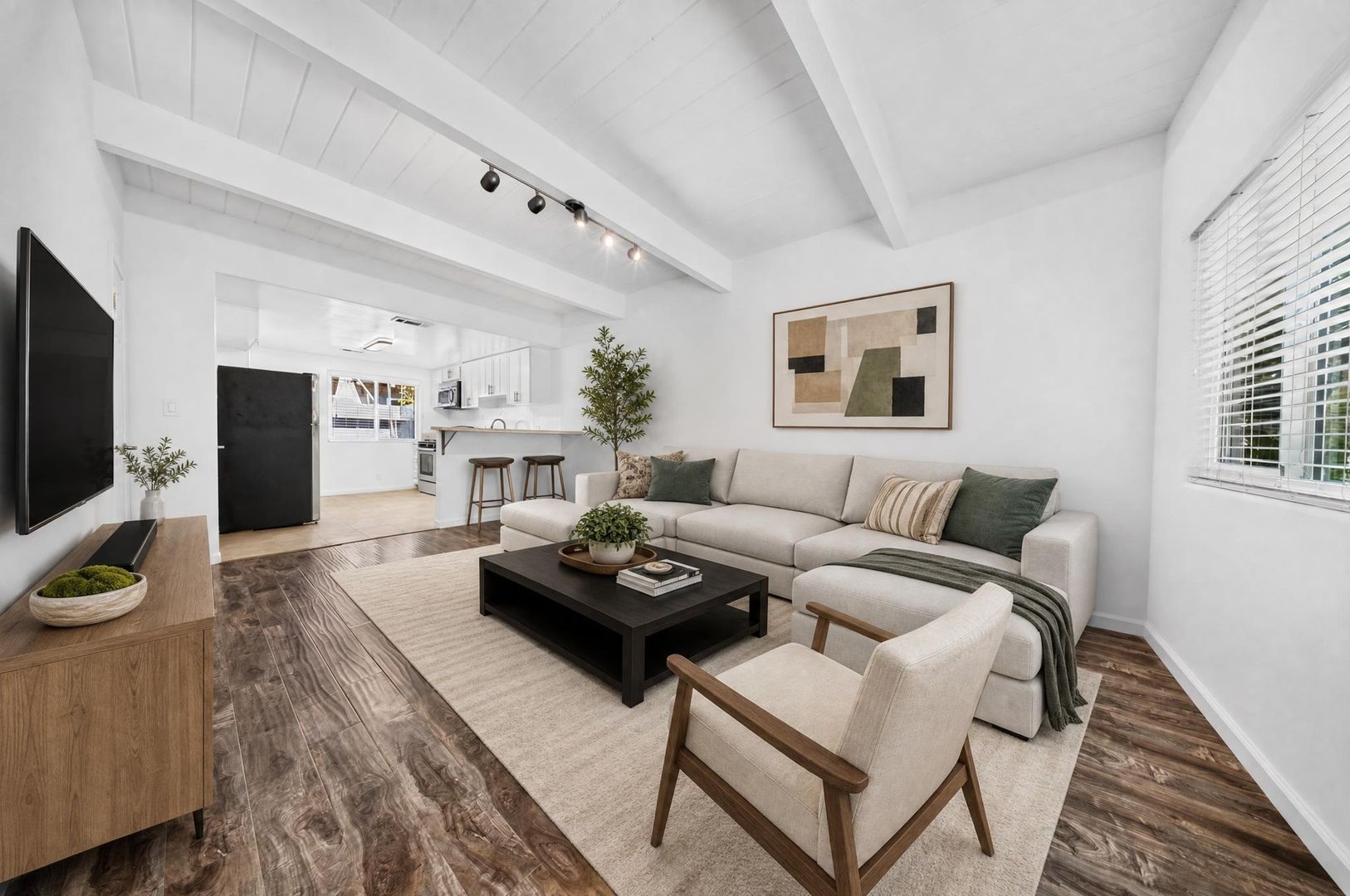 Los Angeles Apartment: 11730-11846 Culver Blvd.