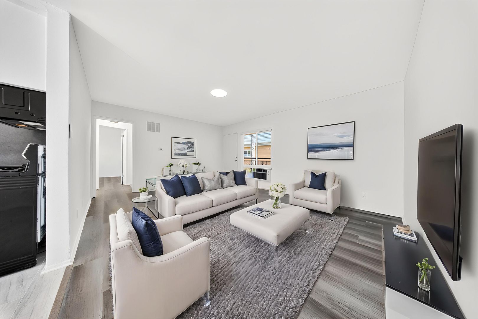 Los Angeles Apartment: 2010 Garth Ave.