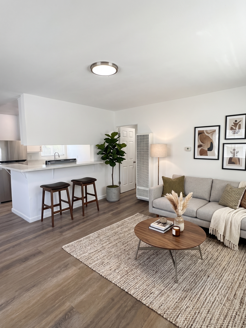 Los Angeles Apartment: 2231 S. Hauser Blvd.