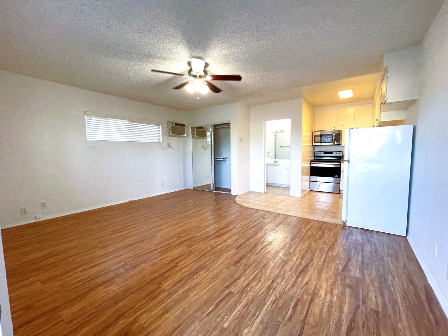 North Hollywood Apartment: 6340 Vineland Ave.