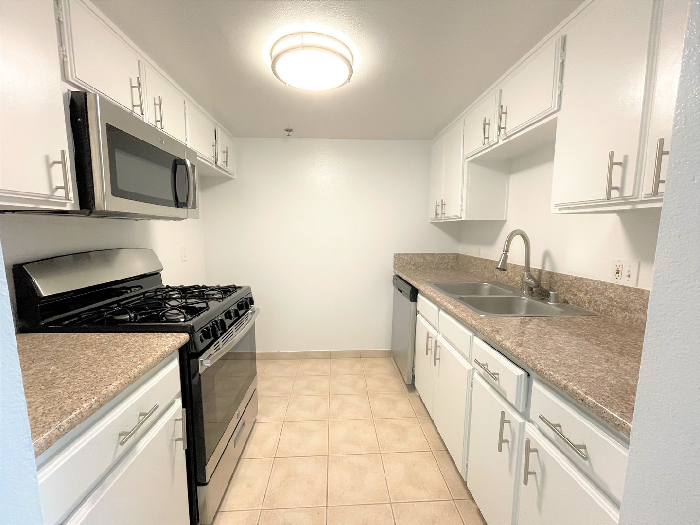 Pasadena Apartment: 400-420 N. Oakland Ave.