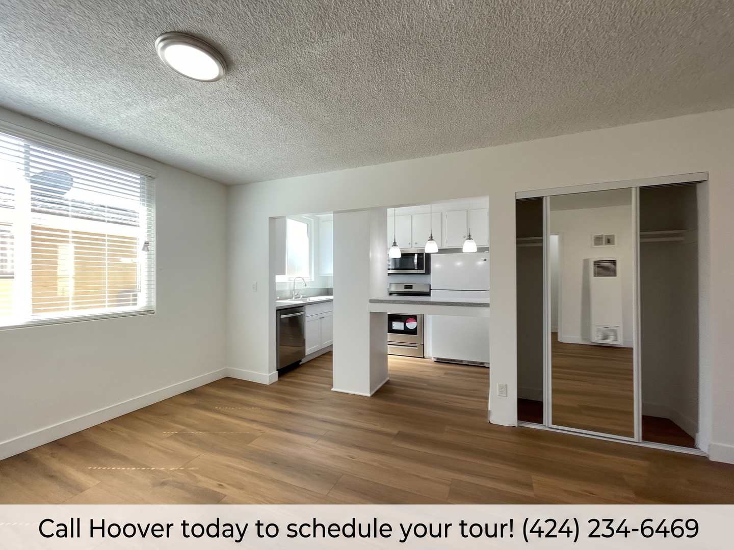 Canoga Park Apartment: 7351 Variel Ave.