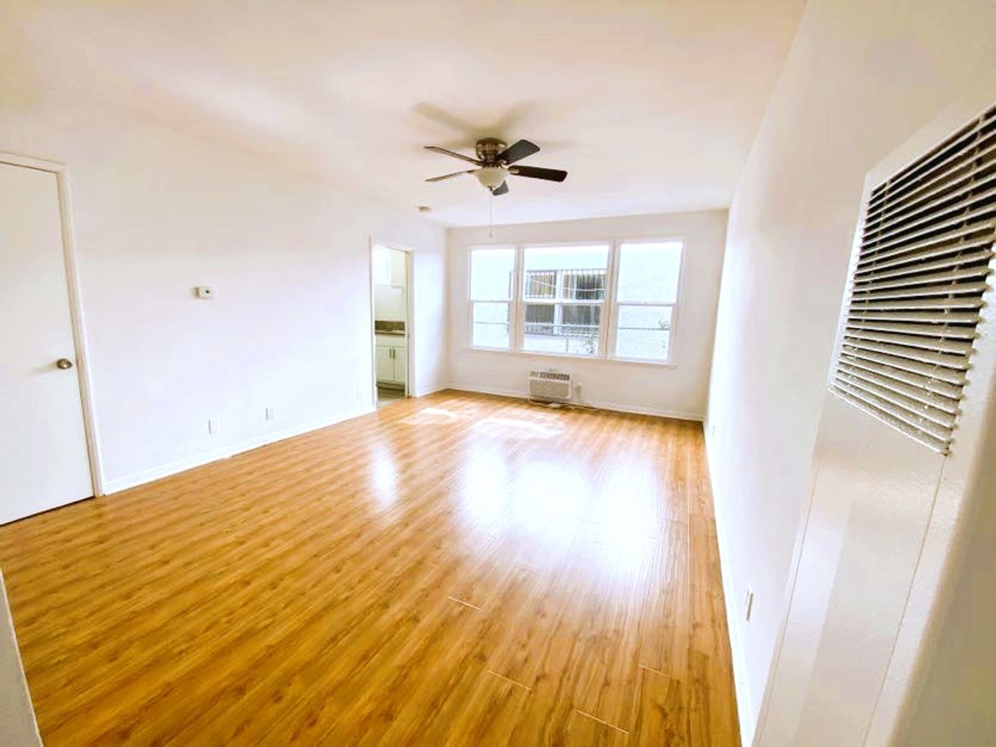 Los Angeles Apartment: 6112 Eleanor Ave.