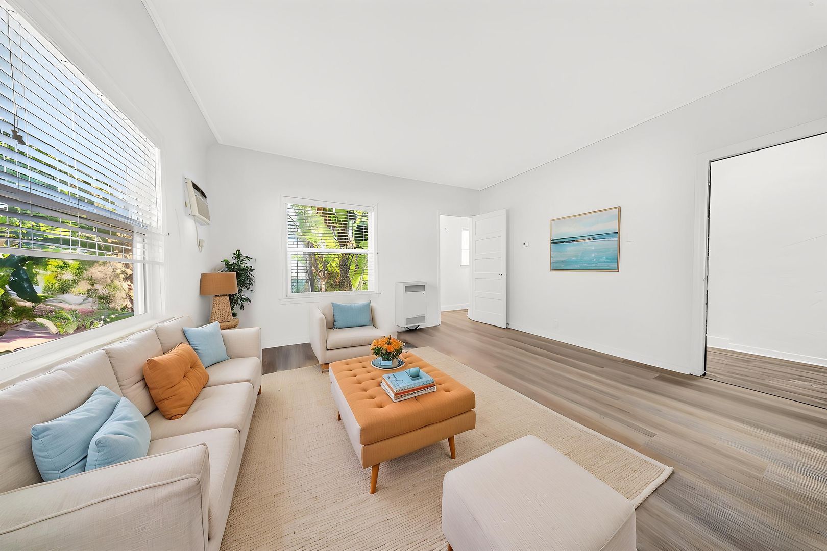 Los Angeles Apartment: 5225 Delongpre Ave.