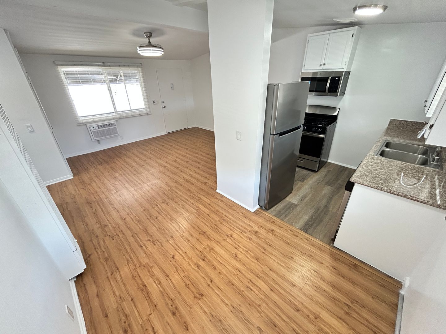 Pasadena Apartment: 400-420 N. Oakland Ave.