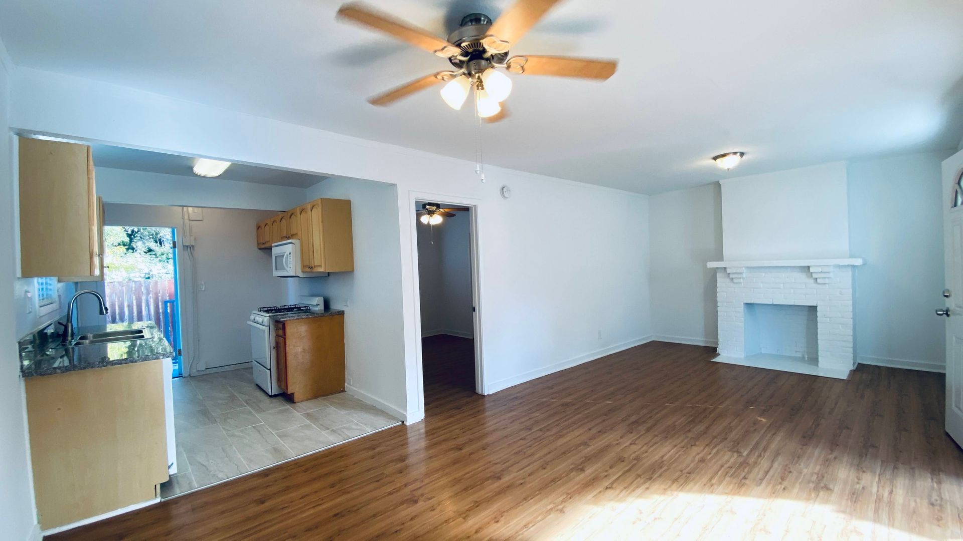 Pasadena Apartment: 1685-1697½ North Summit Ave./ 109-137 E. Penn St.