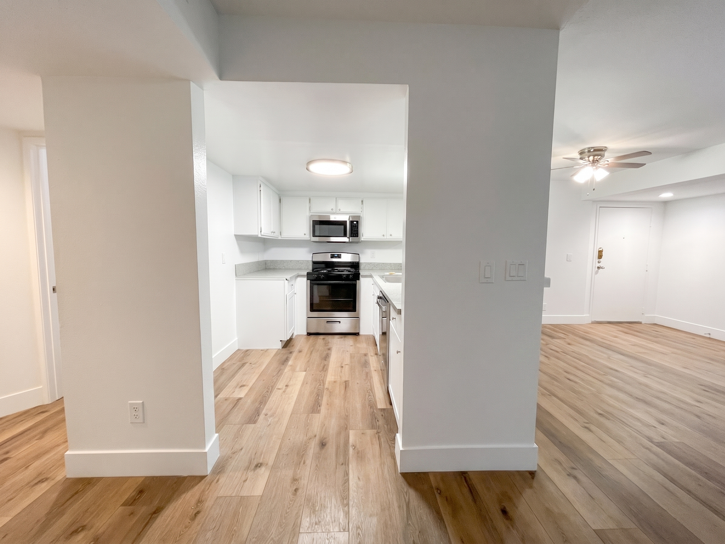North Hollywood Apartment: 5317 Denny Ave.
