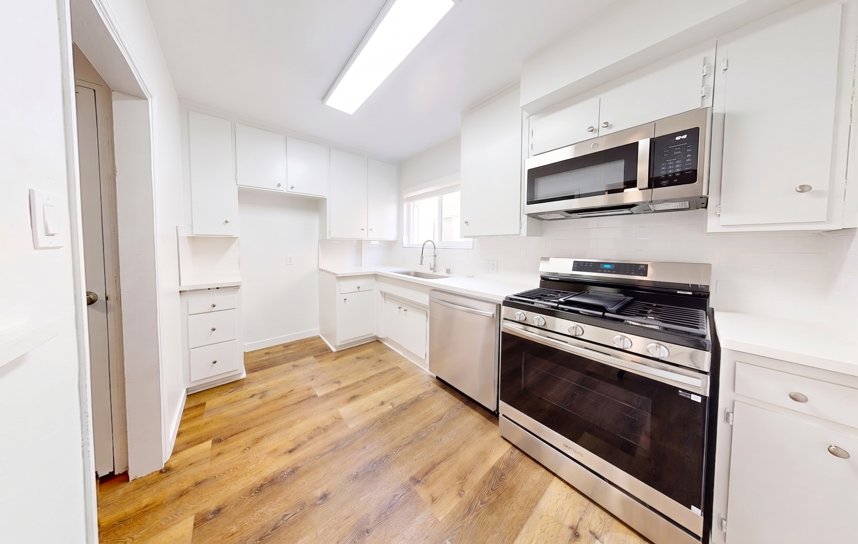 Los Angeles Apartment: 1815 N. Harvard Blvd.