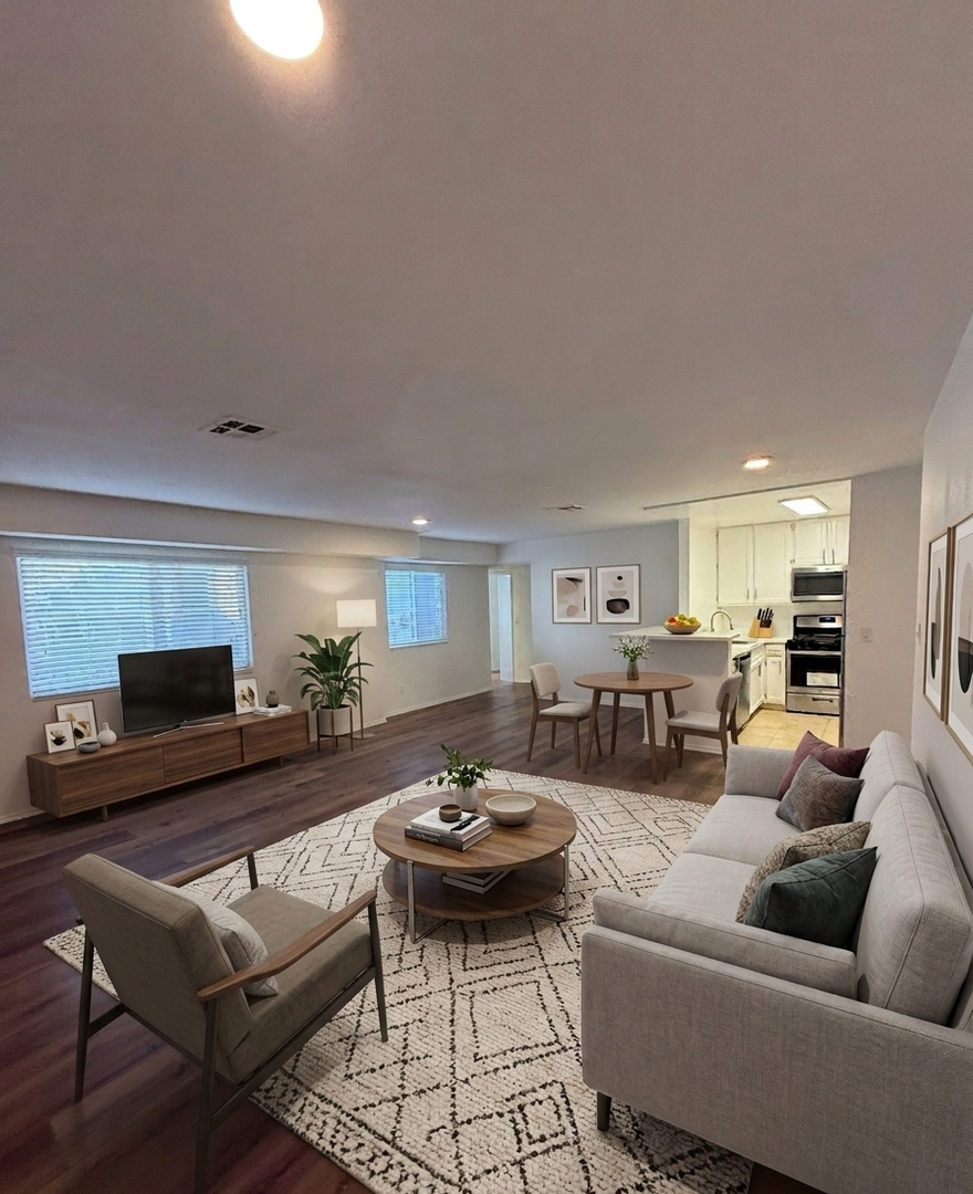 Los Angeles Apartment: 3042 Livonia Ave.
