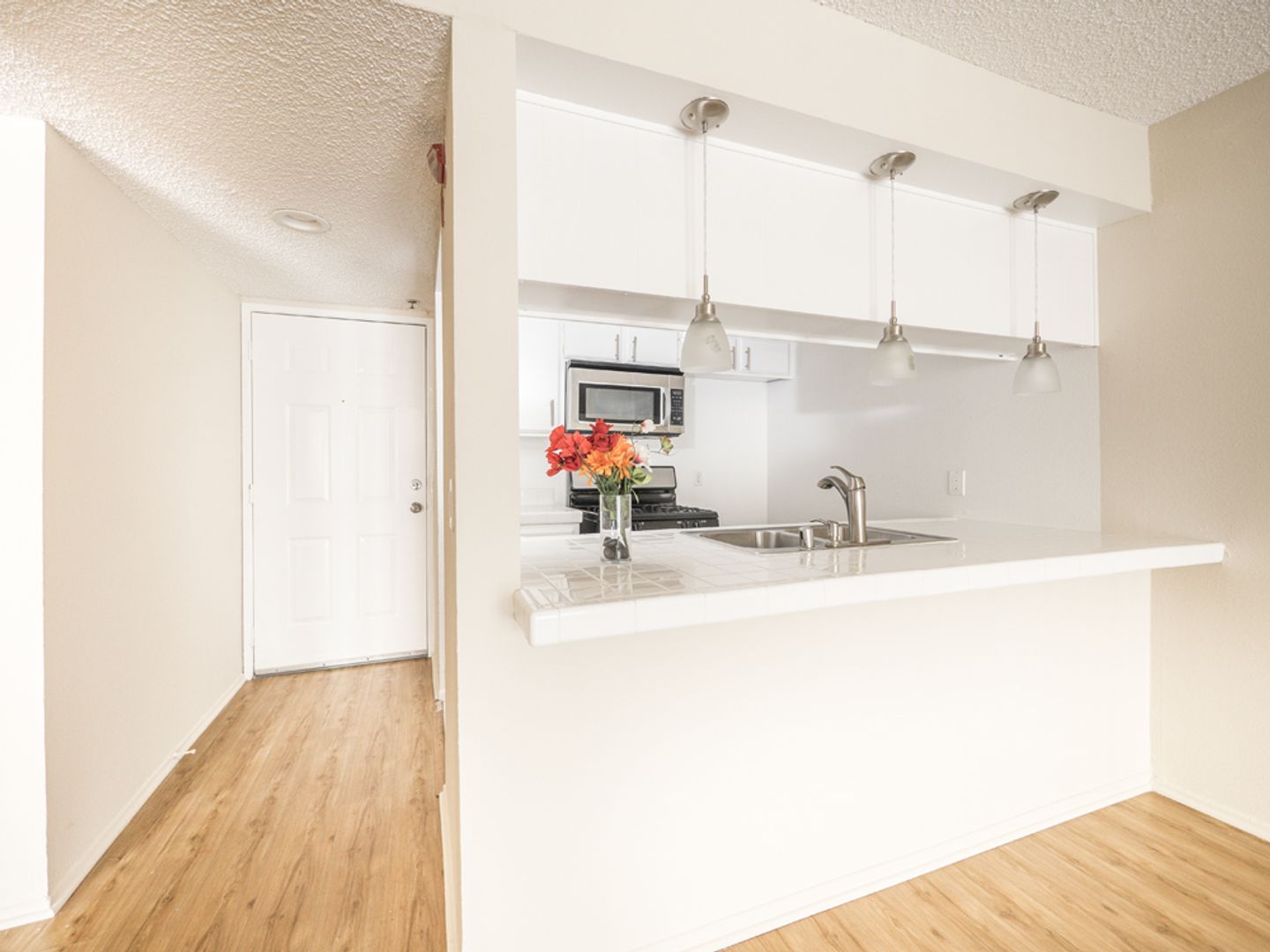 Pasadena Apartment: 400-420 N. Oakland Ave.