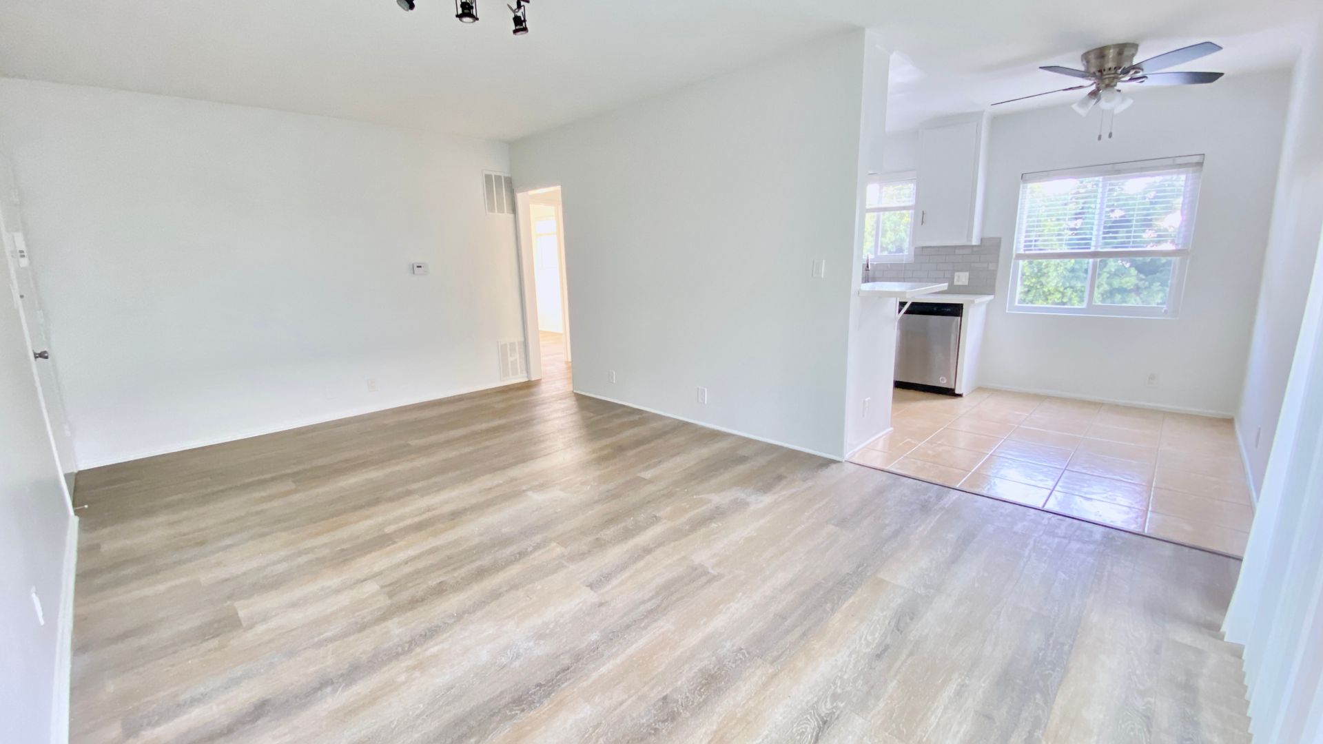 West Hollywood Apartment: 9030 Harratt St.