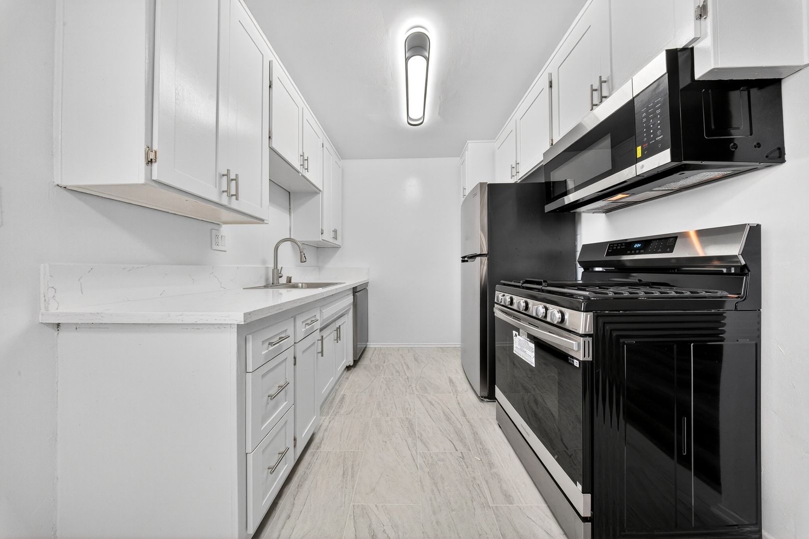 Los Angeles Apartment: 2010 Garth Ave.