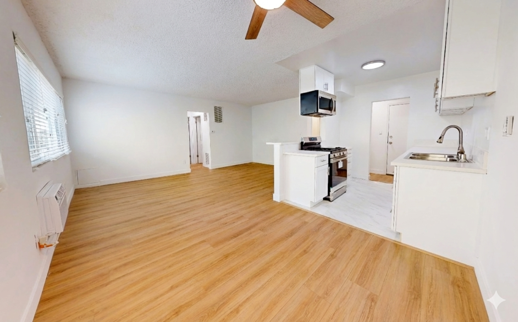 Los Angeles Apartment: 817 S. St. Andrews Pl.