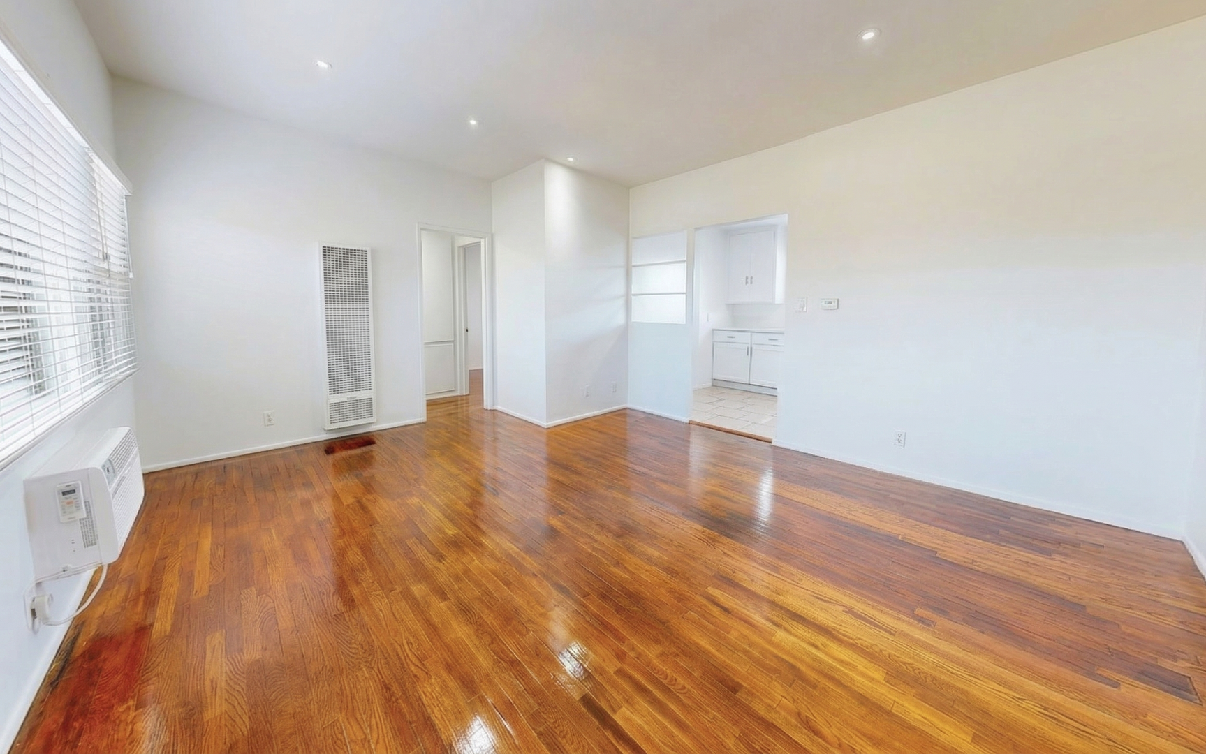 Santa Monica Apartment: 1951 Frank St. & 2519 Virginia Ave.