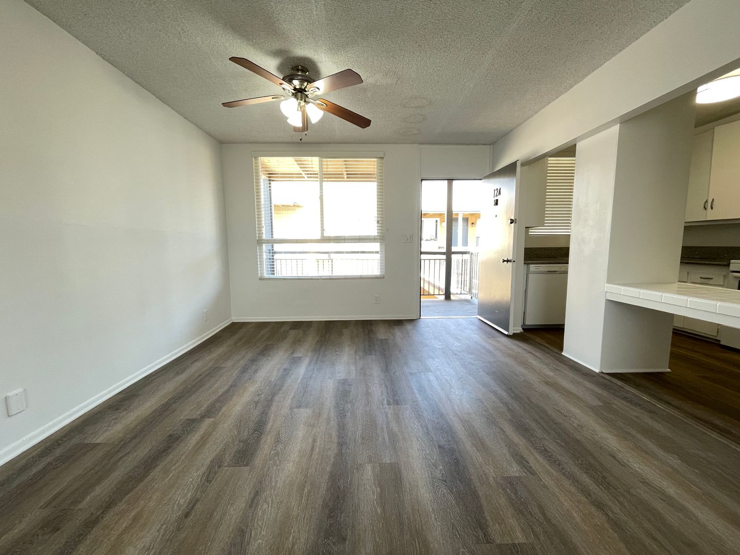 Canoga Park Apartment: 7351 Variel Ave.