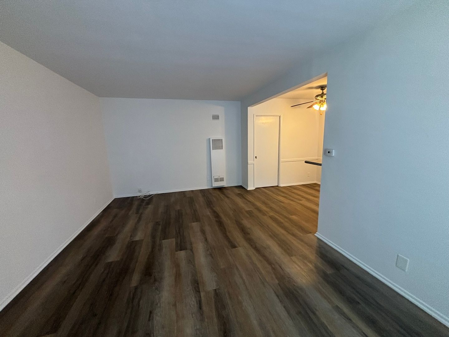 Los angeles Apartment: 443 S. Alexandria Ave.