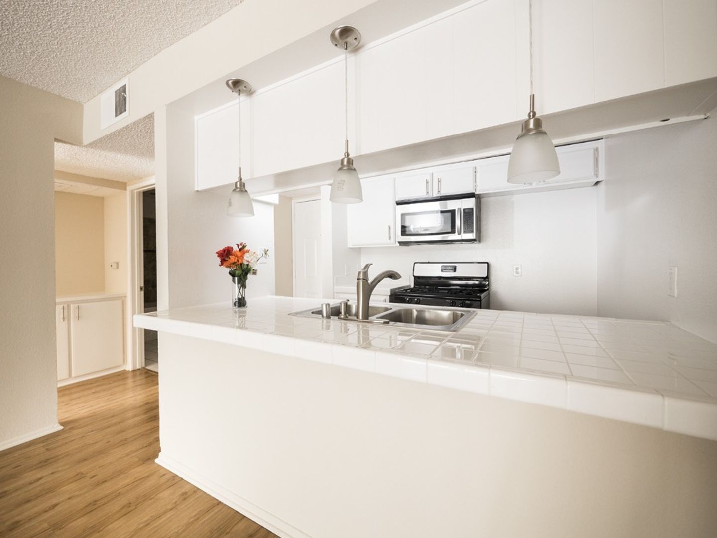 Pasadena Apartment: 400-420 N. Oakland Ave.