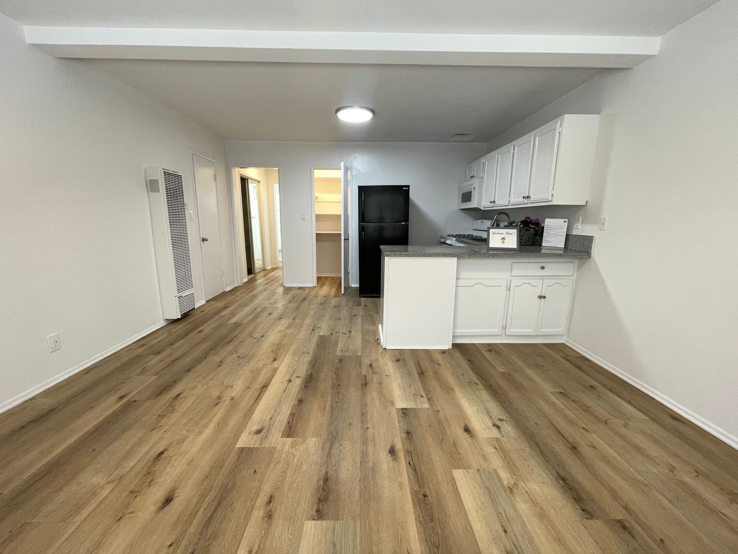 North Hollywood Apartment: 5725-5729 Vineland Avenue