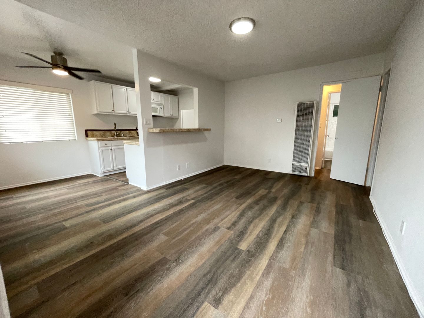 North Hollywood Apartment: 6944-6954 Coldwater Canyon Ave.