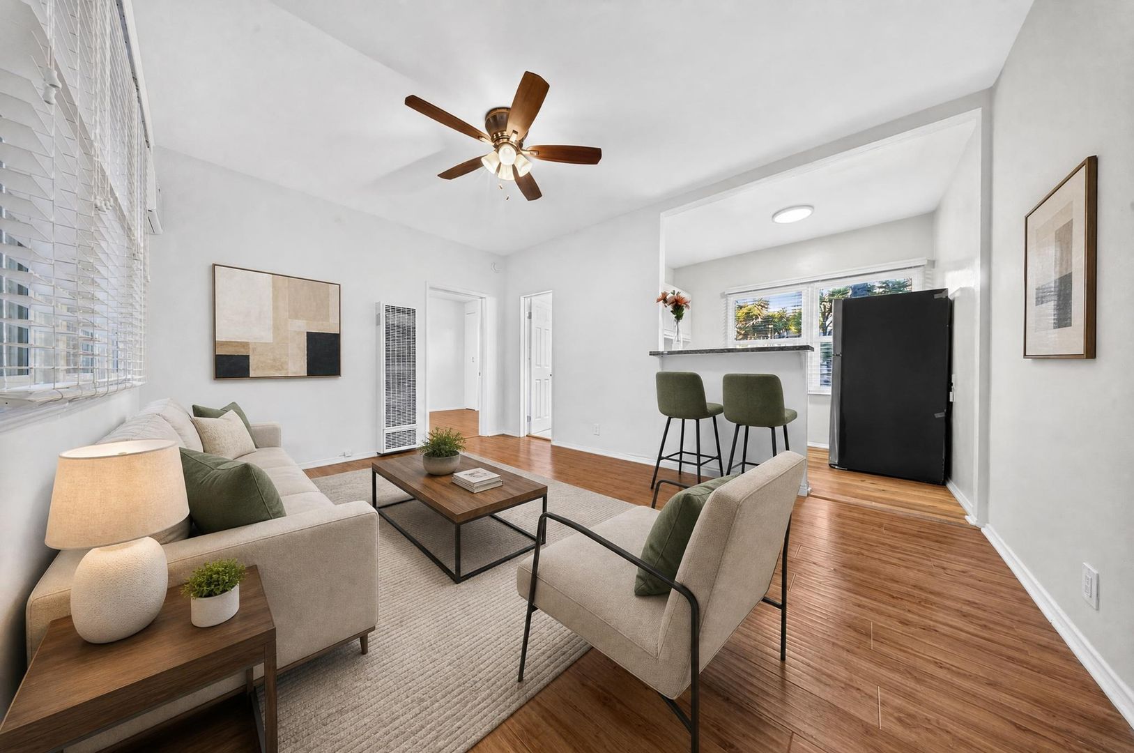 Los Angeles Apartment: 6201 Fountain Ave.