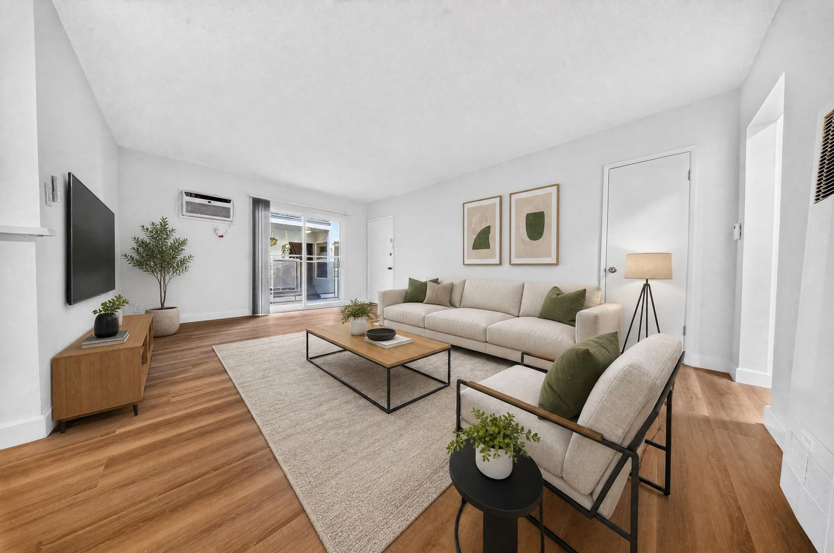 Los Angeles Apartment: 7245-7251 Willoughby Ave.