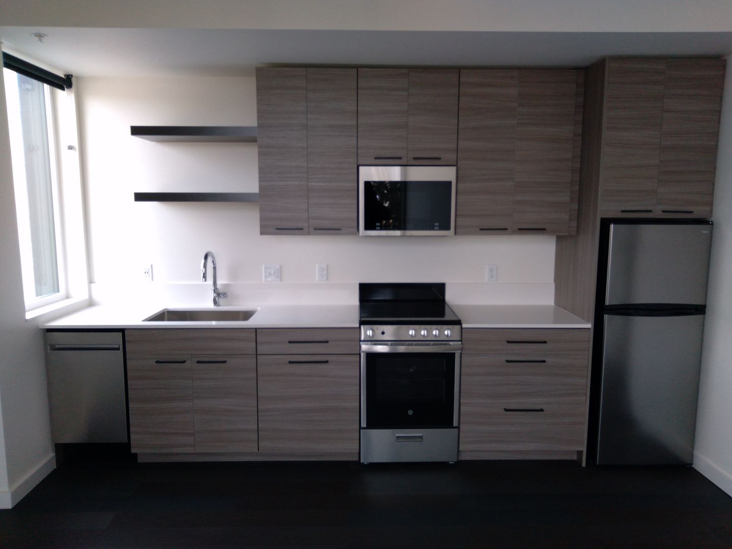 Eugene Apartment: 1030 Ferry St