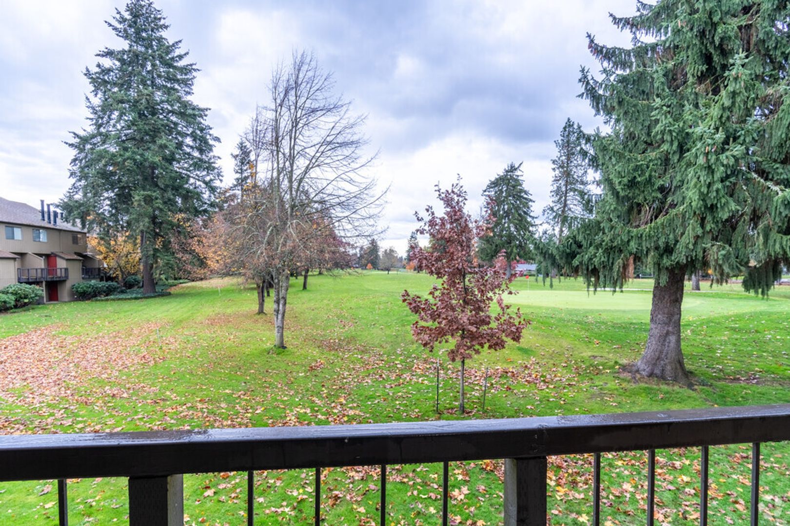 Eugene Apartment: 1800 Cal Young Road