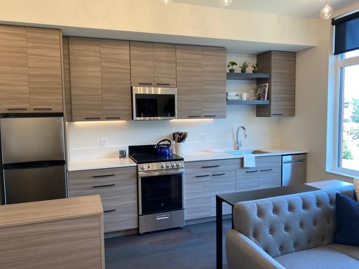 Stylish Studio with In-Unit Laundry & FREE High-Speed Fiber Internet!! – photo 1