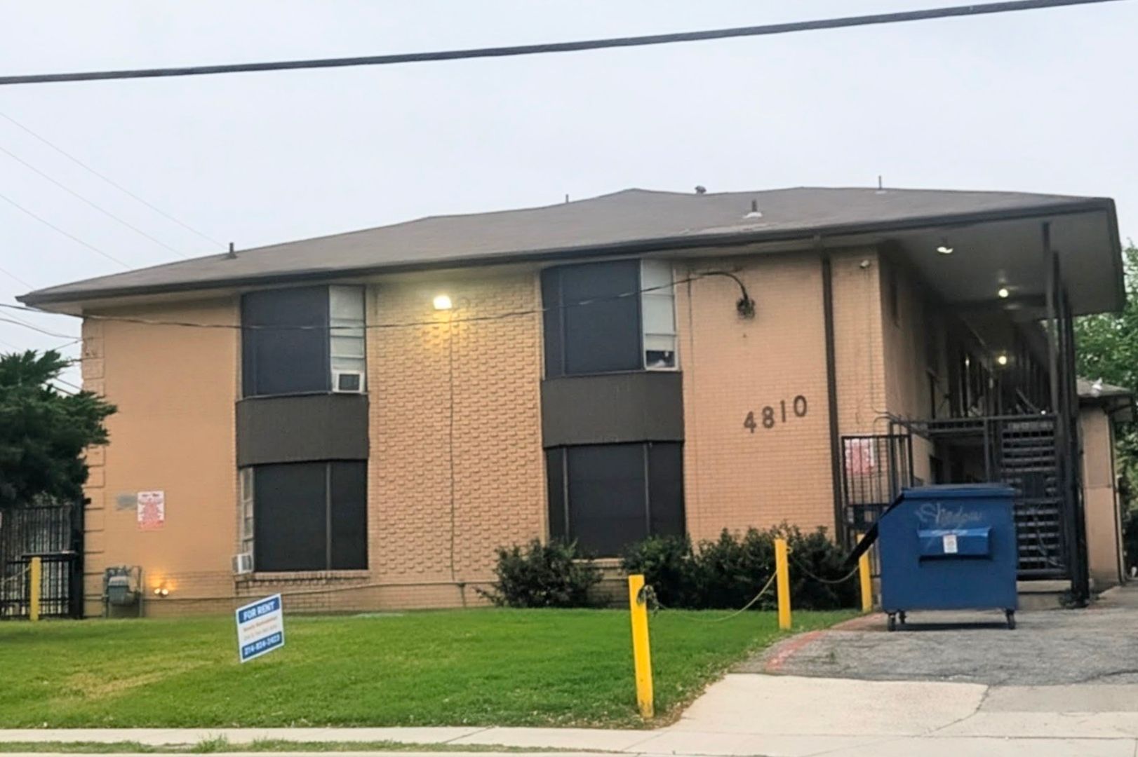 Dallas Apartment: 4810 Gaston Ave