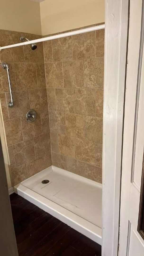 McConnelsville Apartment: 85 N. Kennebec Apt. 2
