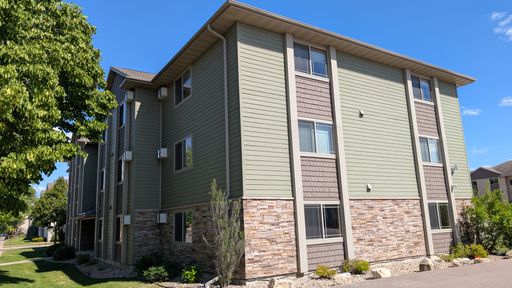 2 BR Steps to Campus - Secure Building With Fiber Internet Included! – photo 1