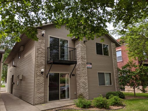 Modern Upper Apartment in Duplex Convenient to UW-L – photo 1