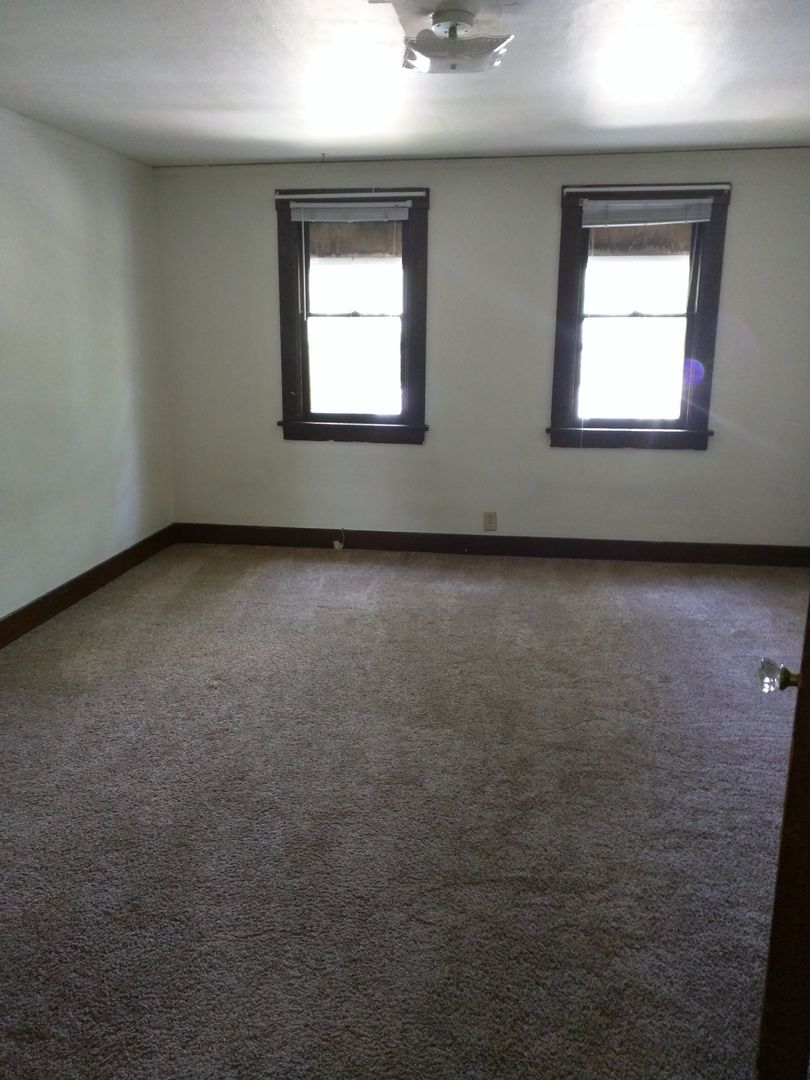 221 20th St N, La Crosse, WI 54601