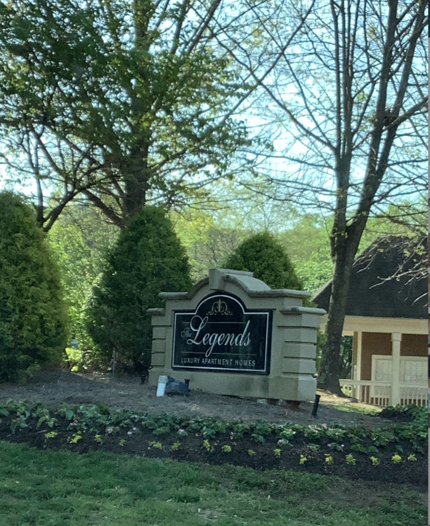 Hickory Apartment: 2101 21st SE